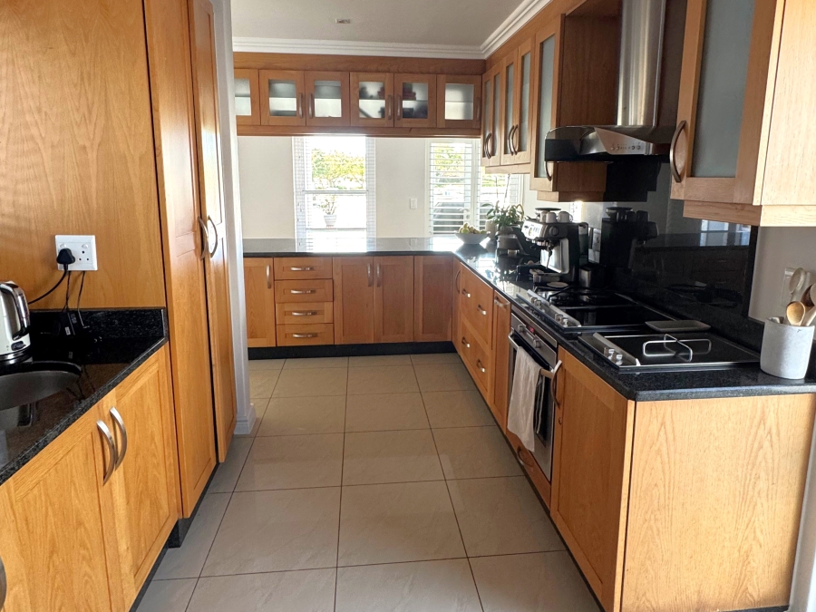 To Let 3 Bedroom Property for Rent in Thesen Islands Western Cape